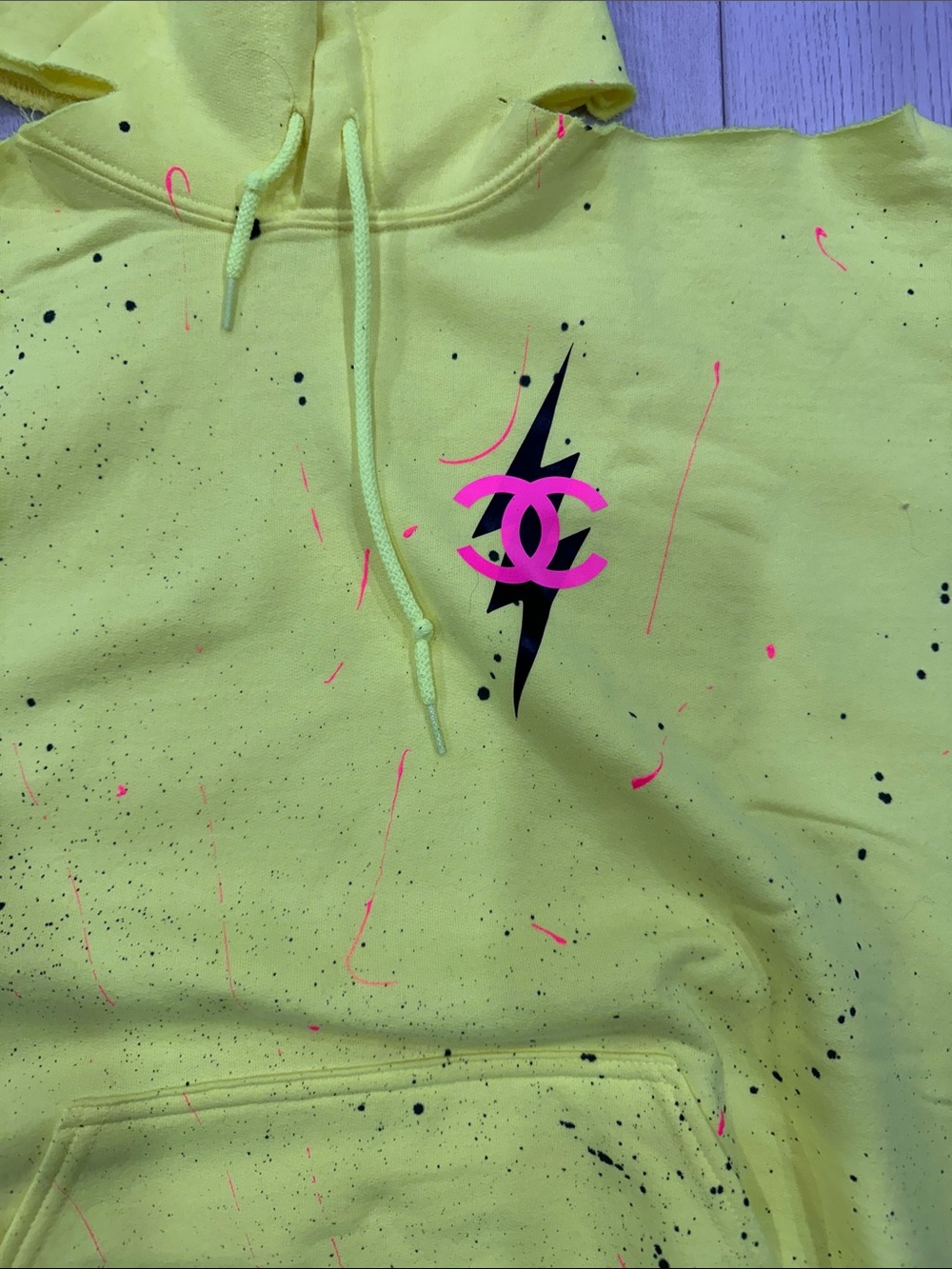 Inspired Neon Yellow Paint-Splatter Hoodie with Pink Logo NWOT - Picture 2 of 5